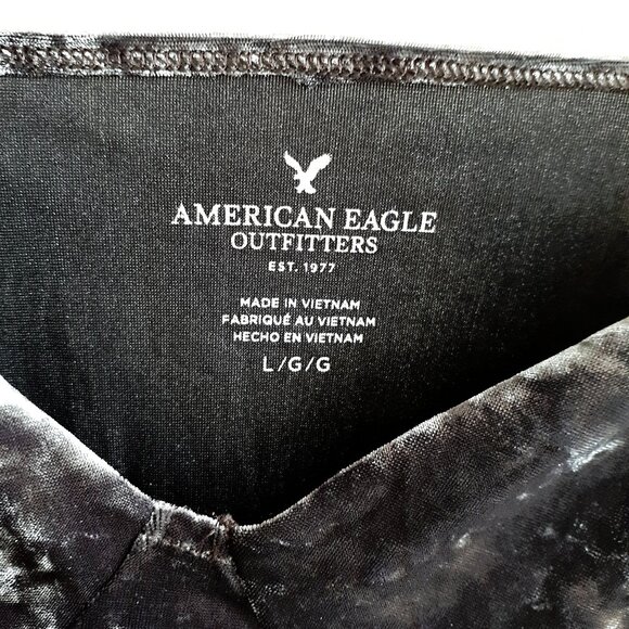 AMERICAN EAGLE Velvet Camisole Top in Deep Midnight Violet with Silver Sheen - Picture 4 of 16